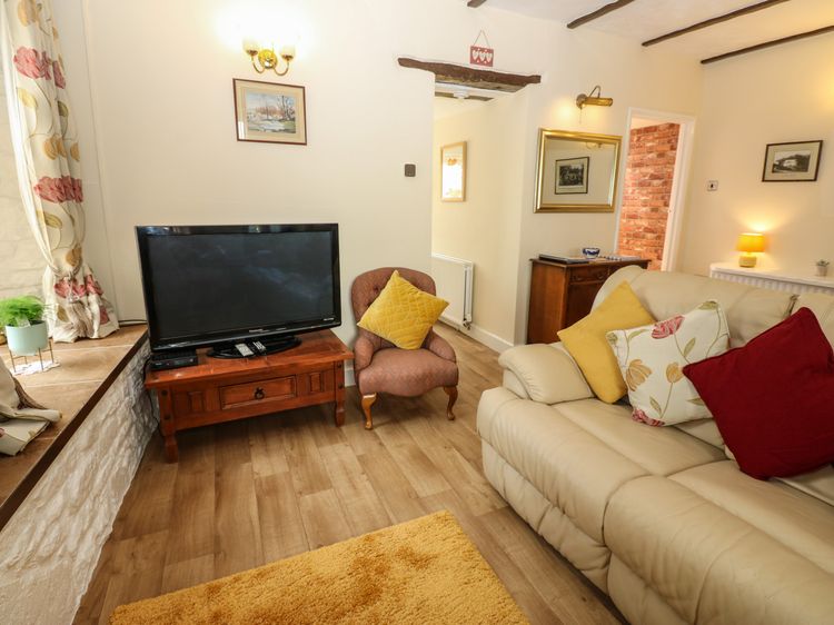 River Cottage, listing photograph 11