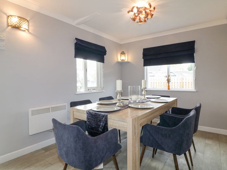 The Lodge at Wildersley Farm, listing photograph 10
