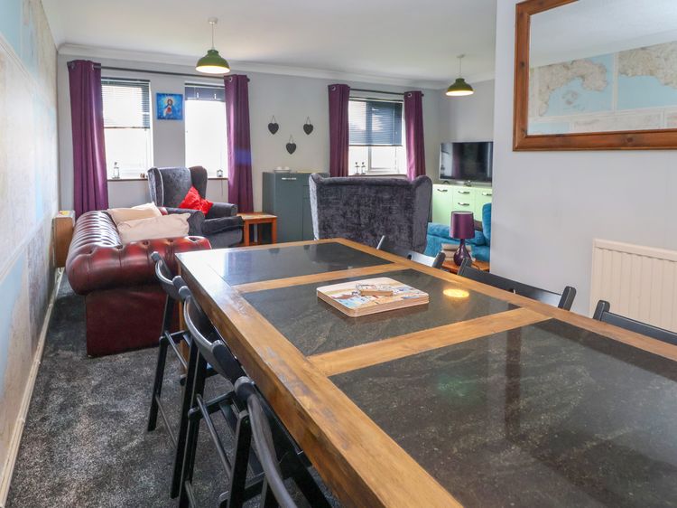 Carisbrook, listing photograph 10