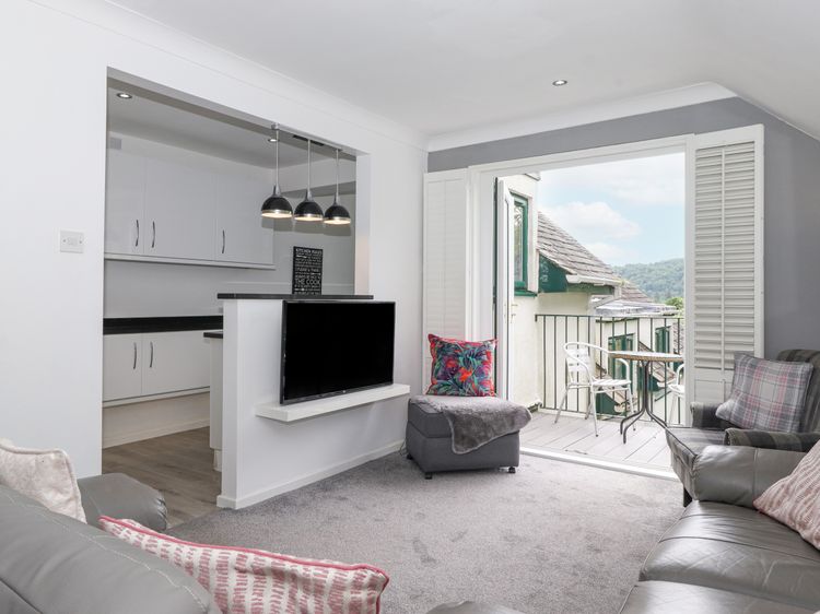 The Penthouse, listing photograph 2