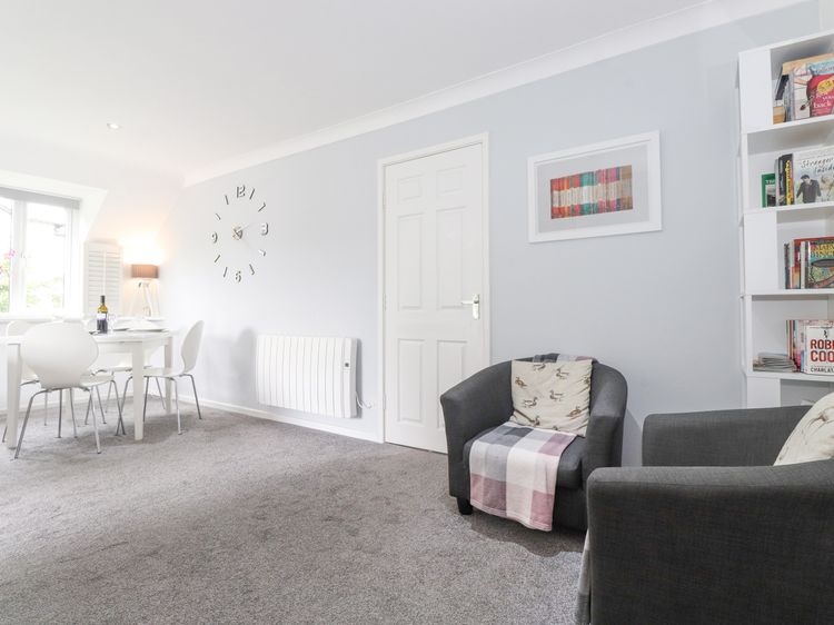 The Penthouse, listing photograph 7