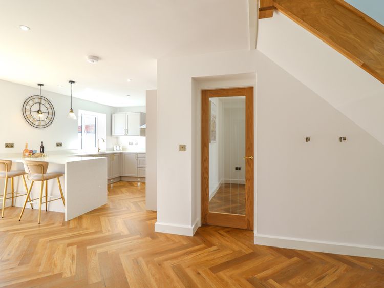 Blackrock Gem, listing photograph 10