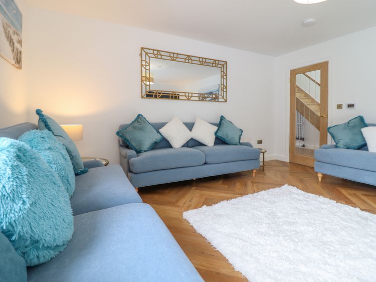 Blackrock Gem, listing photograph 6