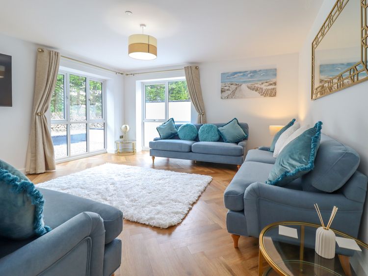 Blackrock Gem, listing photograph 9