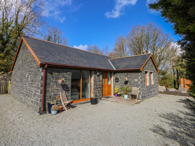 Tŷ Gareg, listing photograph 2