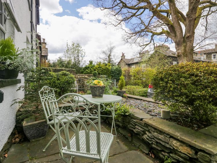 Acorn Cottage, listing photograph 2