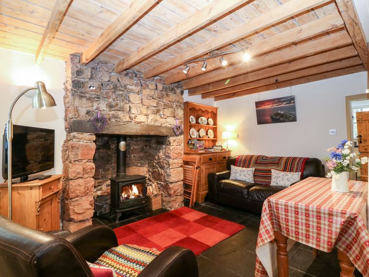 White Lilac Cottage, listing photograph 3