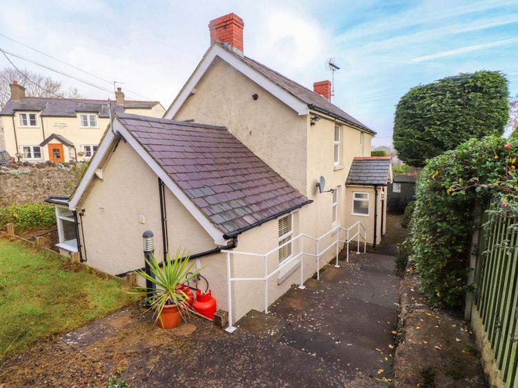 Islwyn, listing photograph 5