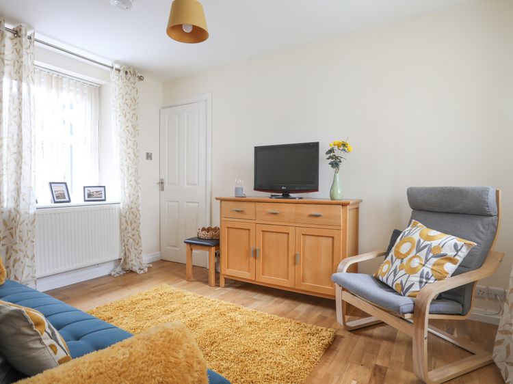 Islwyn, listing photograph 11