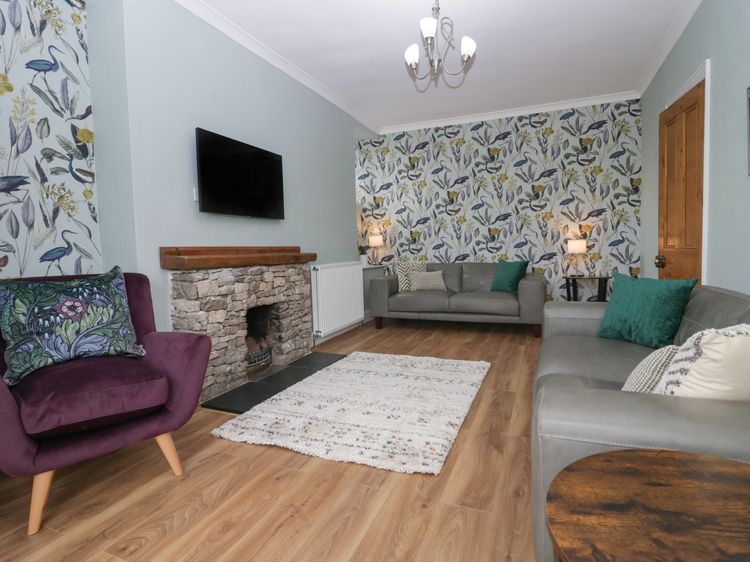 Boundary House, listing photograph 6
