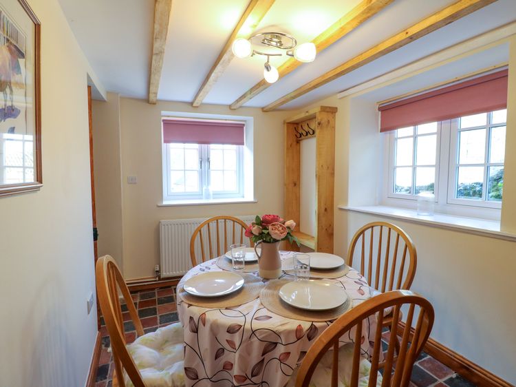 Rock Cottage, listing photograph 6