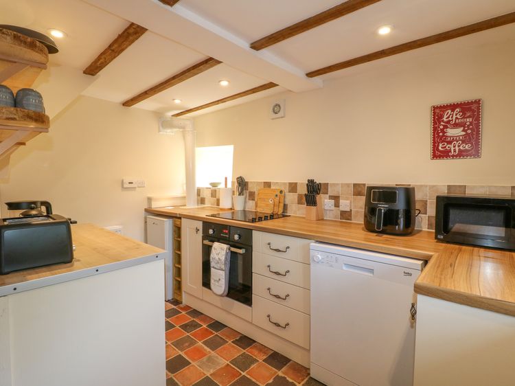 Rock Cottage, listing photograph 7