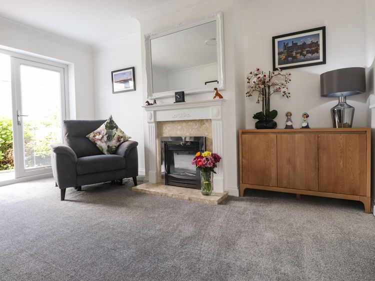 The Annexe at Llwyfor, listing photograph 4