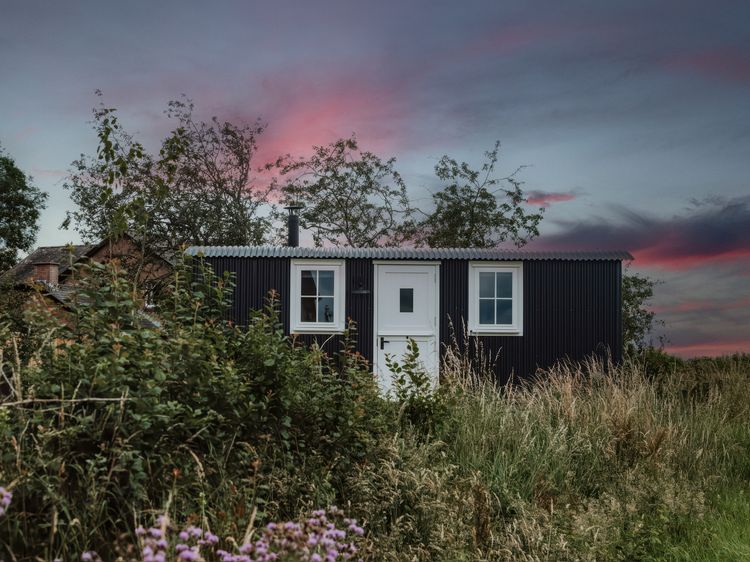 Ling Farm Retreat, listing photograph 2