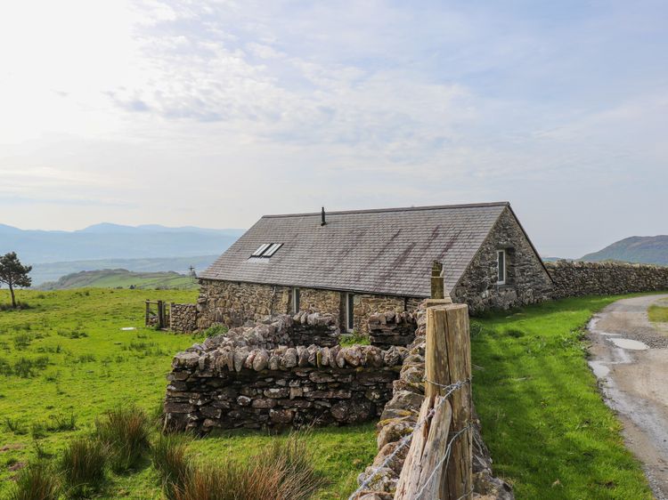 Beudy Cefn, listing photograph 3