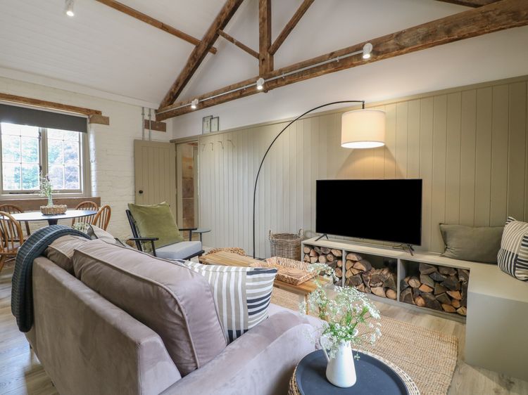 Beech Cottage - Fold Yards, listing photograph 4