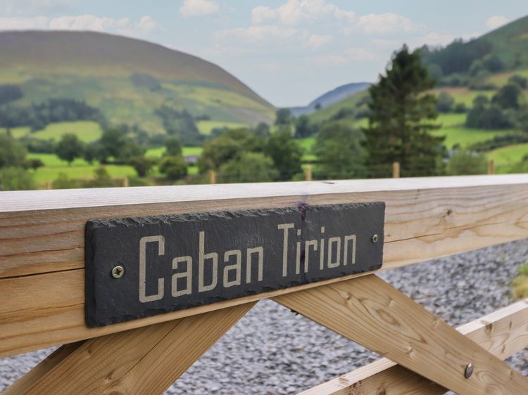 Caban Tirion, listing photograph 4