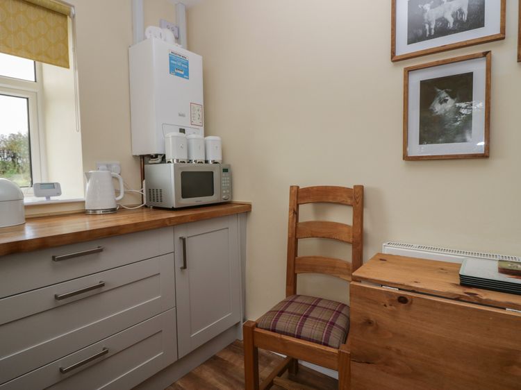 Benstead Cottage, listing photograph 7