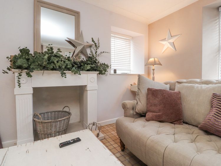 Chapel Croft, listing photograph 7