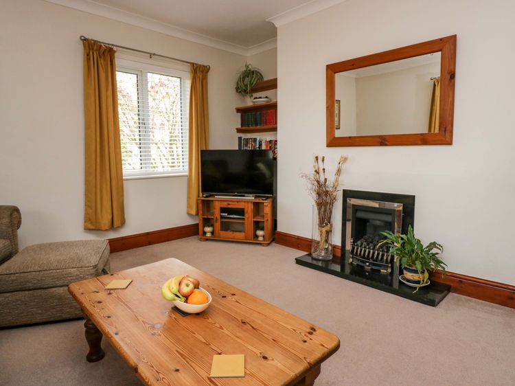 Lyndhurst, listing photograph 6