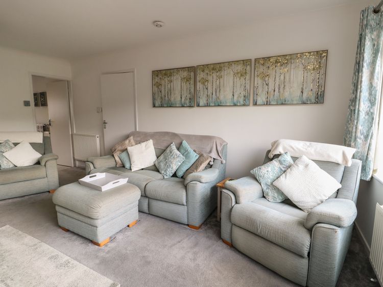 Benllech Bay Cottage, listing photograph 4