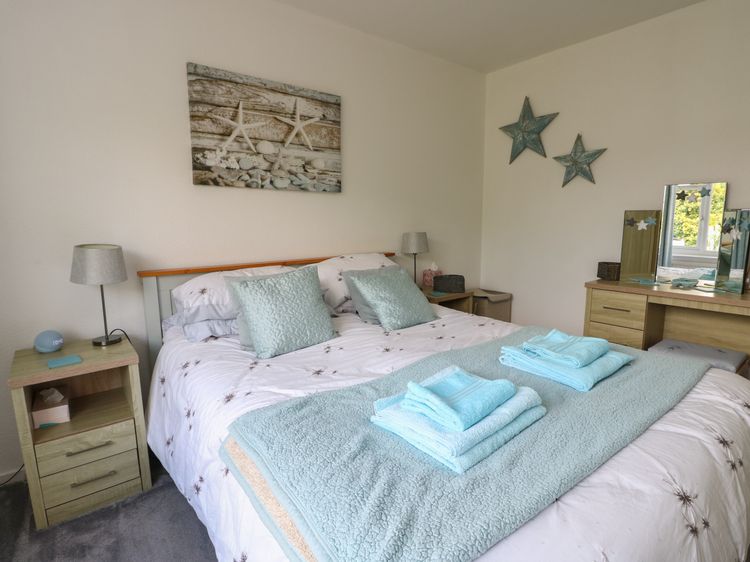 Benllech Bay Cottage, listing photograph 10
