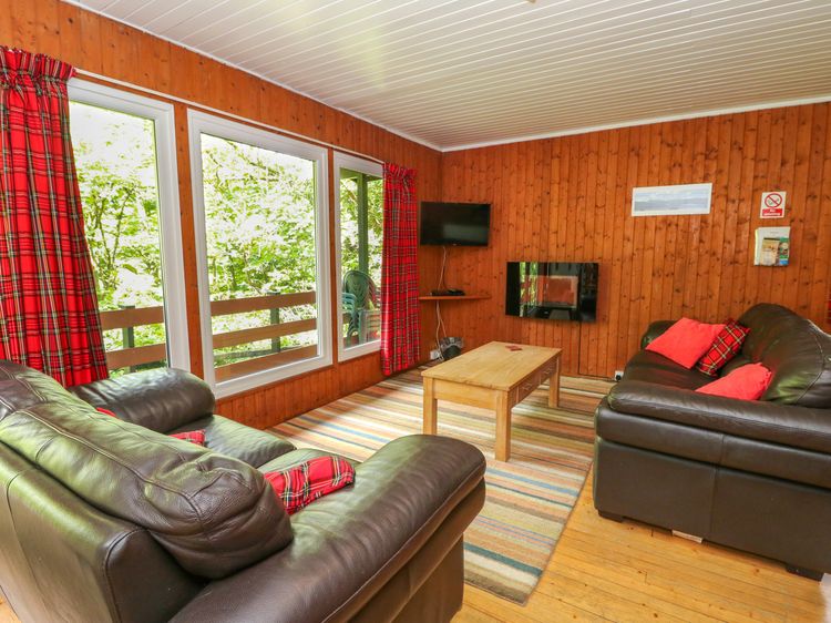 Lodge 2 - "Rowan", listing photograph 2
