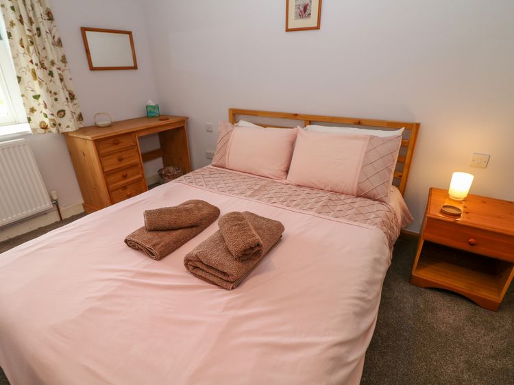 Lyndale Cottage, listing photograph 8