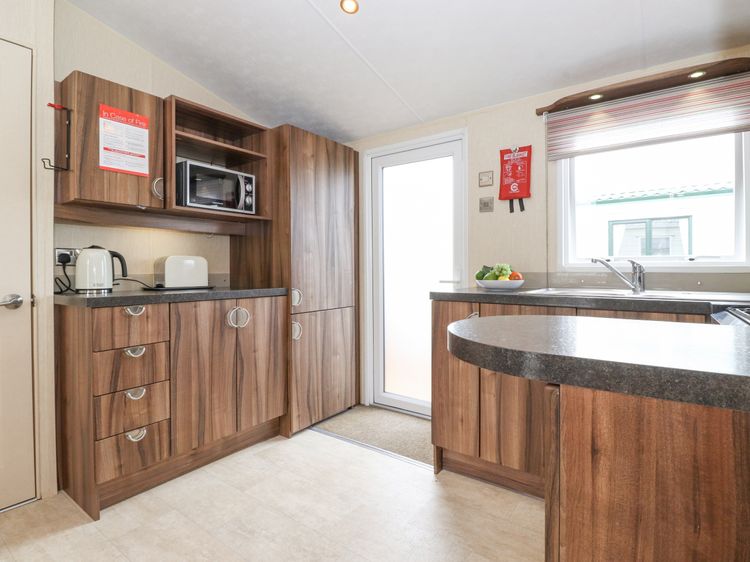 31 Forest Views, listing photograph 11