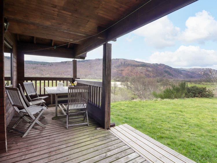 The Lodge, listing photograph 4