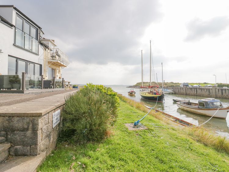 Lazey Cottage, listing photograph 3