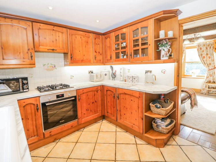 Brook Cottage, listing photograph 10