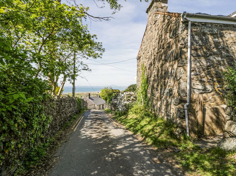 Pen Y Bryn Bach, listing photograph 11