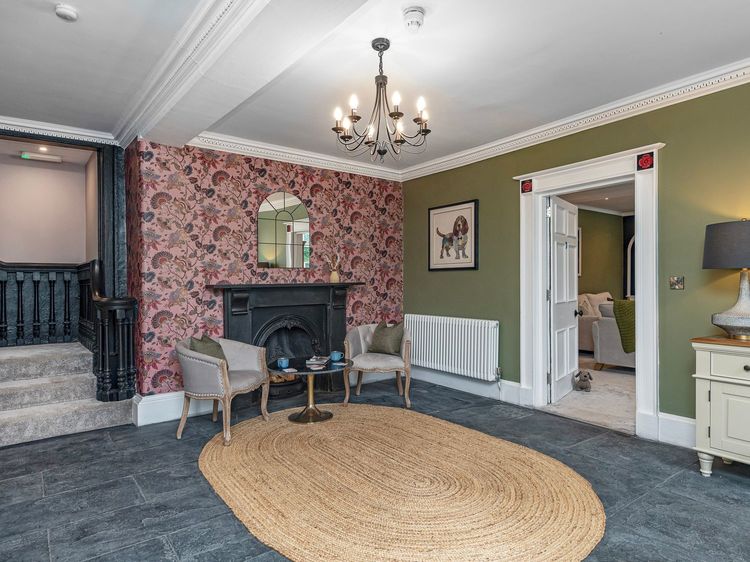 Snowdonia Manor, listing photograph 12