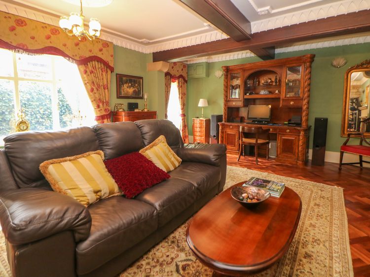 The Old Coach House, listing photograph 4