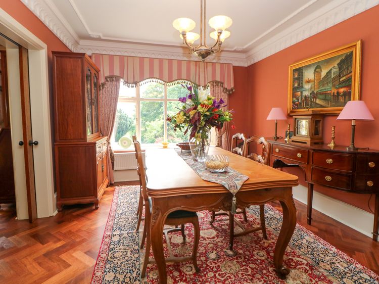 The Old Coach House, listing photograph 5