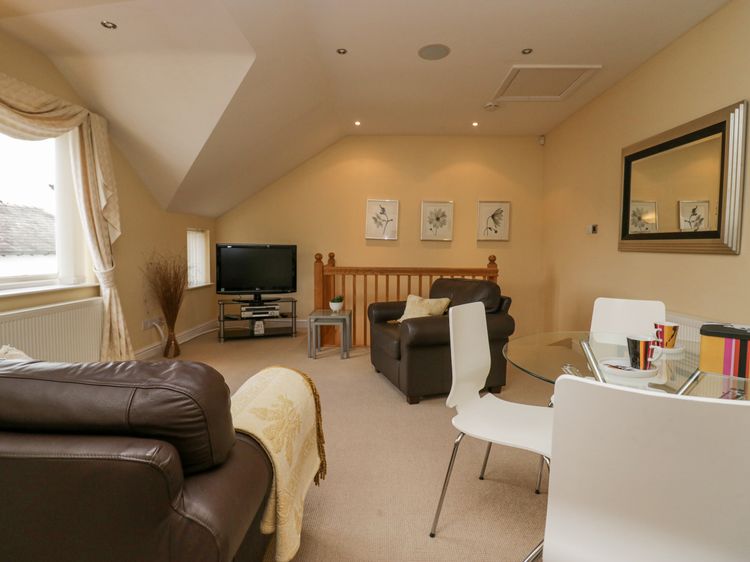 Ramblers Lodge, listing photograph 4