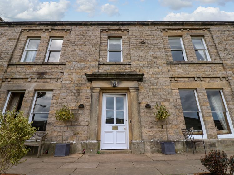Hazel Brow House, listing photograph 3