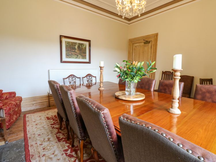 Hazel Brow House, listing photograph 11