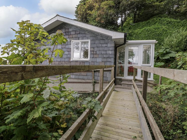 Woodland Roost, listing photograph 4