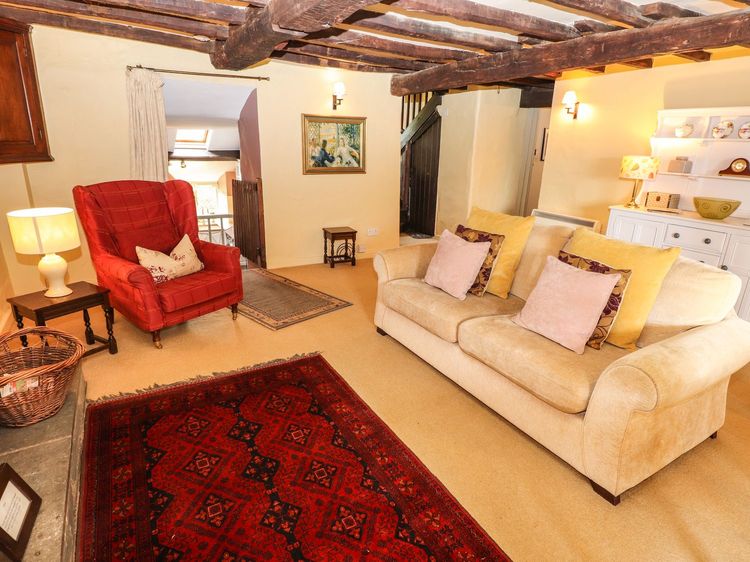 The Farmhouse, listing photograph 6