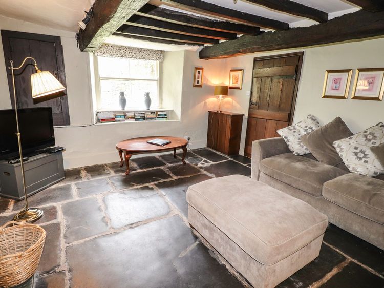 The Farmhouse, listing photograph 11