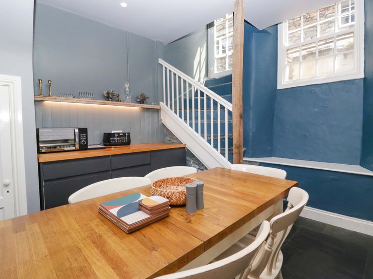 Unicorn Cottage, listing photograph 11