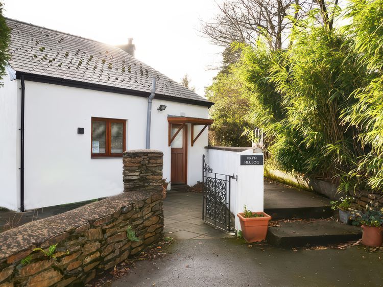 Artist's Cottage, listing photograph 3