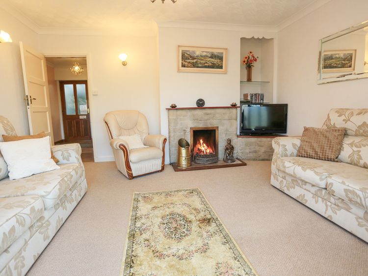 Artist's Cottage, listing photograph 4
