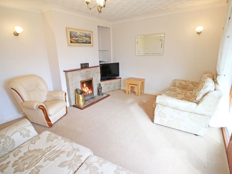 Artist's Cottage, listing photograph 5