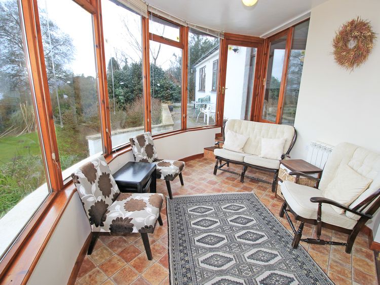 Artist's Cottage, listing photograph 7