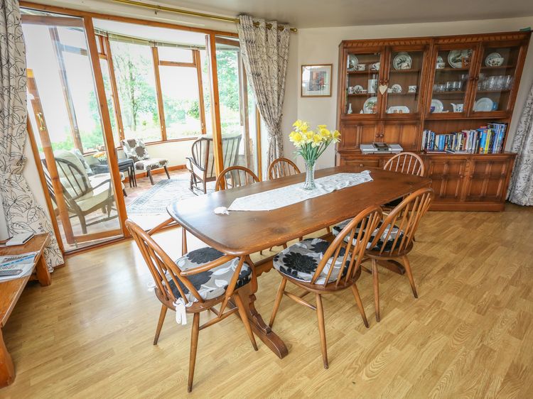 Artist's Cottage, listing photograph 11