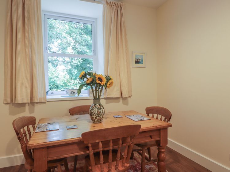 Gunroom Cottage, listing photograph 6