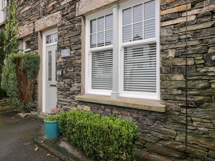 Lily Cottage, listing photograph 4